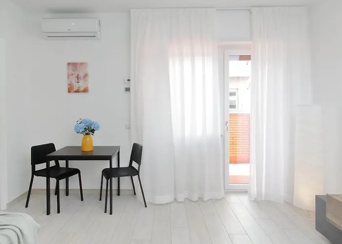 Attico Con Balcone - Mare E Comfort דירה *